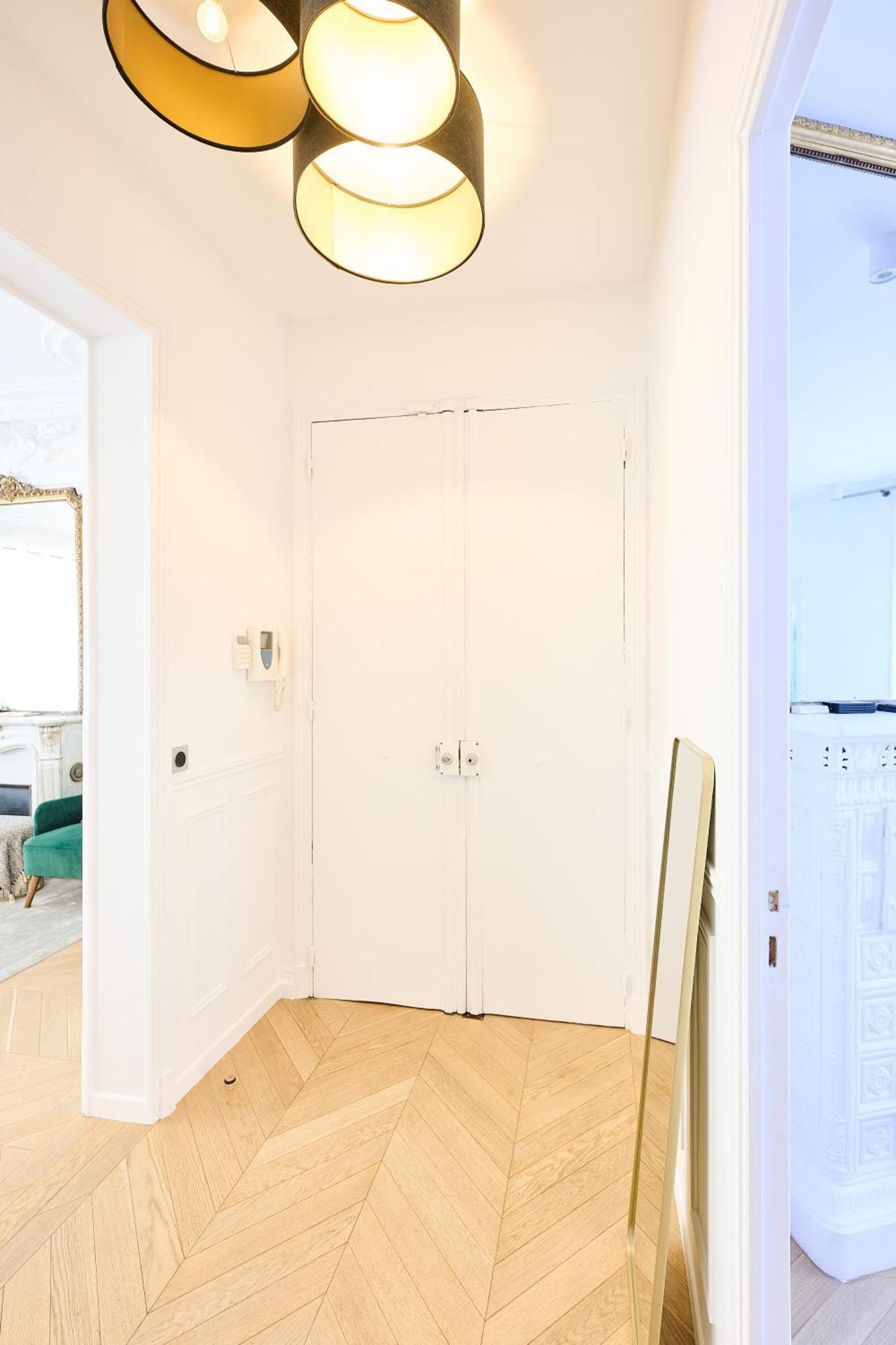 Champs Elysées!Montaigne, New Luxurious 6pers flat Parigi Esterno foto
