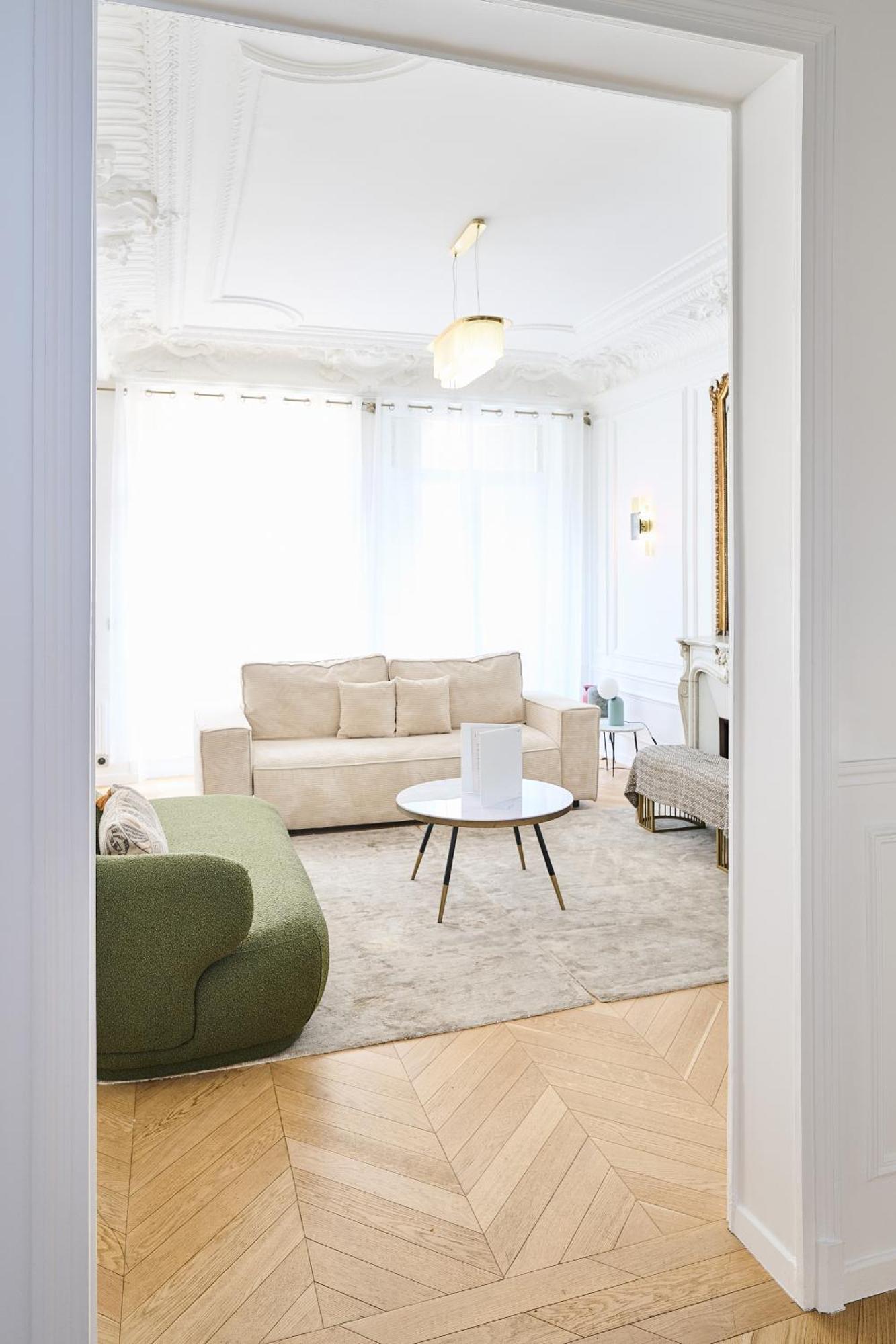 Champs Elysées!Montaigne, New Luxurious 6pers flat Parigi Esterno foto